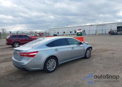 2015 Toyota Avalon Hybrid Limited from USA, damaged, VIN 4T1BD1EB6FU038195